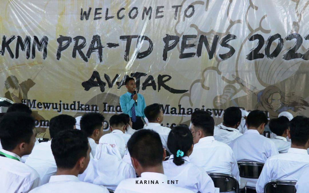 Perdana Usai Pandemi, LKMM Pra-TD PENS Bekali Mahasiswa Baru Manajemen Diri