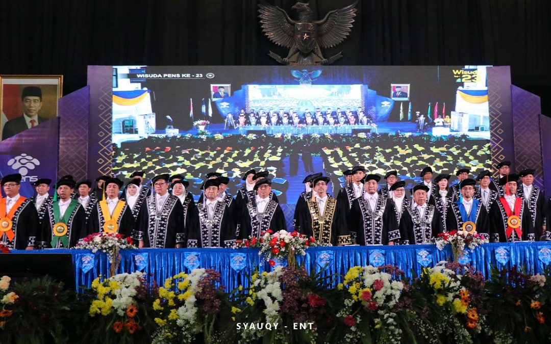 PENS Cetak Generasi Unggul dengan Mengukuhkan 773 Wisudawan dalam Wisuda ke-23