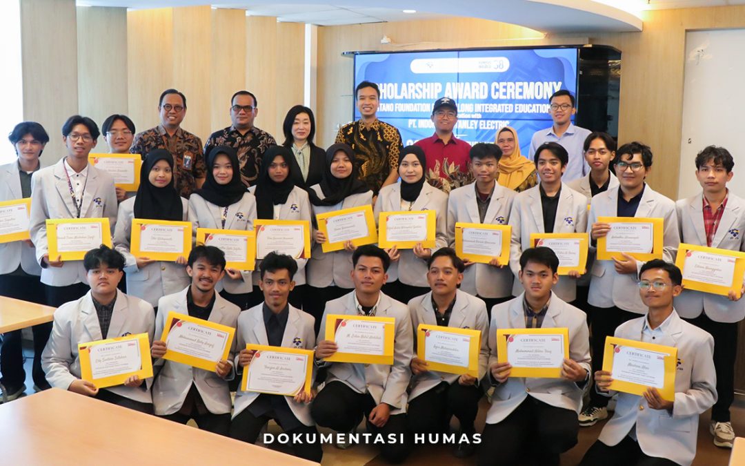 Resmikan 20 Peraih Beasiswa Kitano Foundation, PENS Perkuat Kerja Sama dengan PT Indonesia Stanley Electric